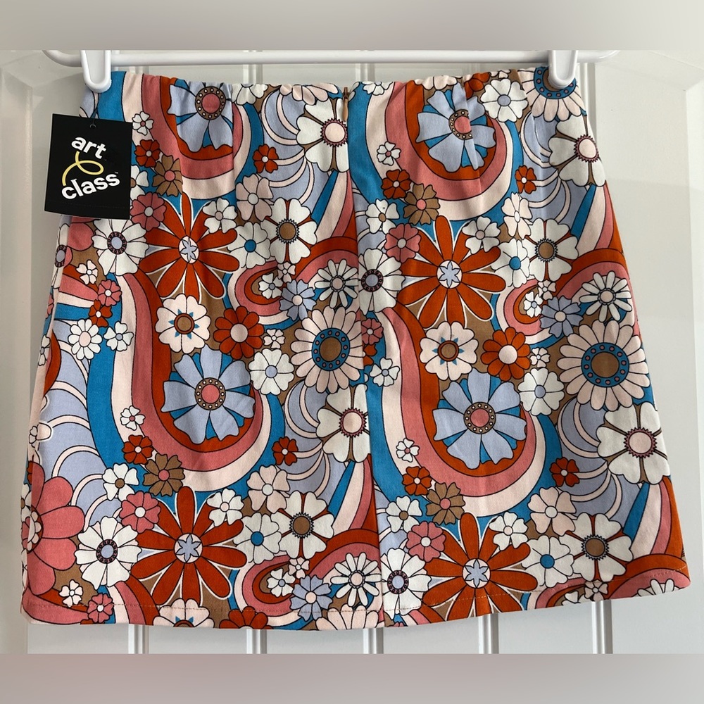 Art Class NWT Pink Floral Skirt - Picture 2 of 12